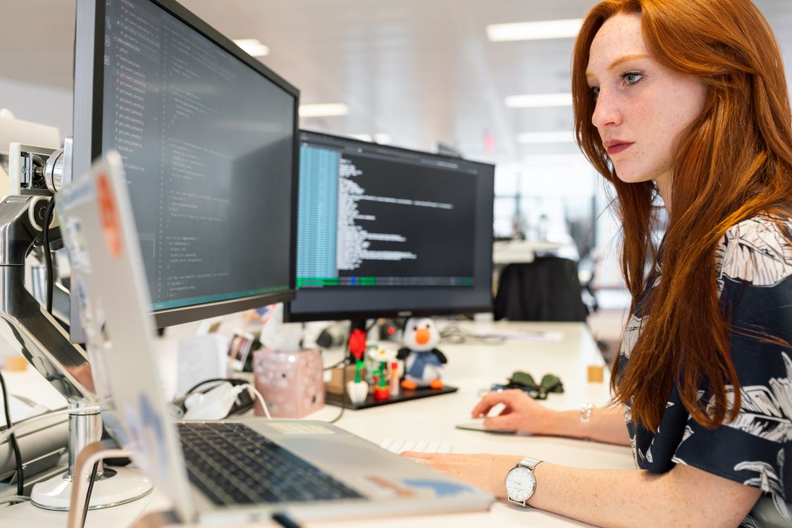 Shopify vs Custom E-Commerce: Which Should You Build On?